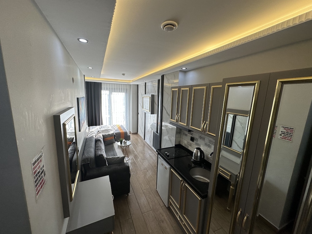 taksim larissa hotel