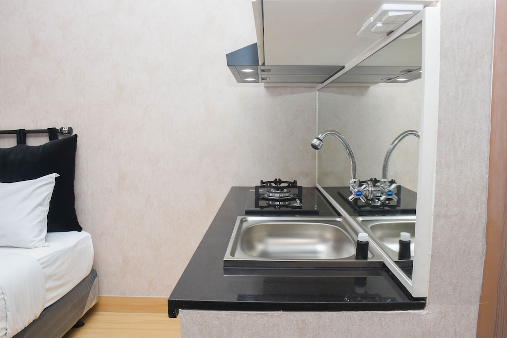 fancy and nice studio at cinere resort apartment