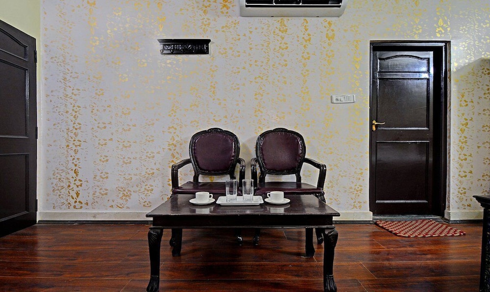 hotel utsav niwas