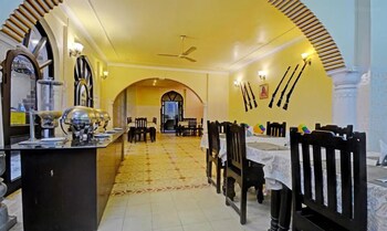 Hotel Utsav Niwas,Vidhyadhar Nagar>>Jaipur,3 star