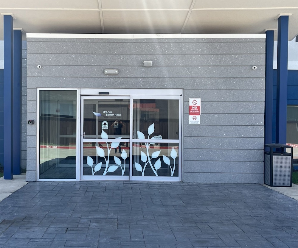 mainstay suites dallas northwest irving