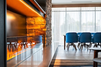 fairfield inn and suites by marriott north bay