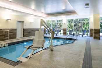 fairfield inn and suites by marriott north bay