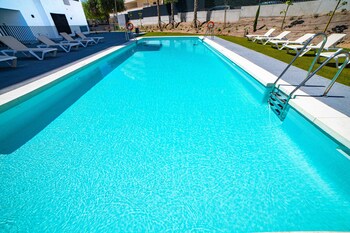 aqua apartments bellamar marbella