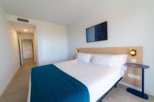 aqua apartments bellamar marbella