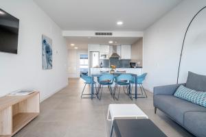 aqua apartments bellamar marbella