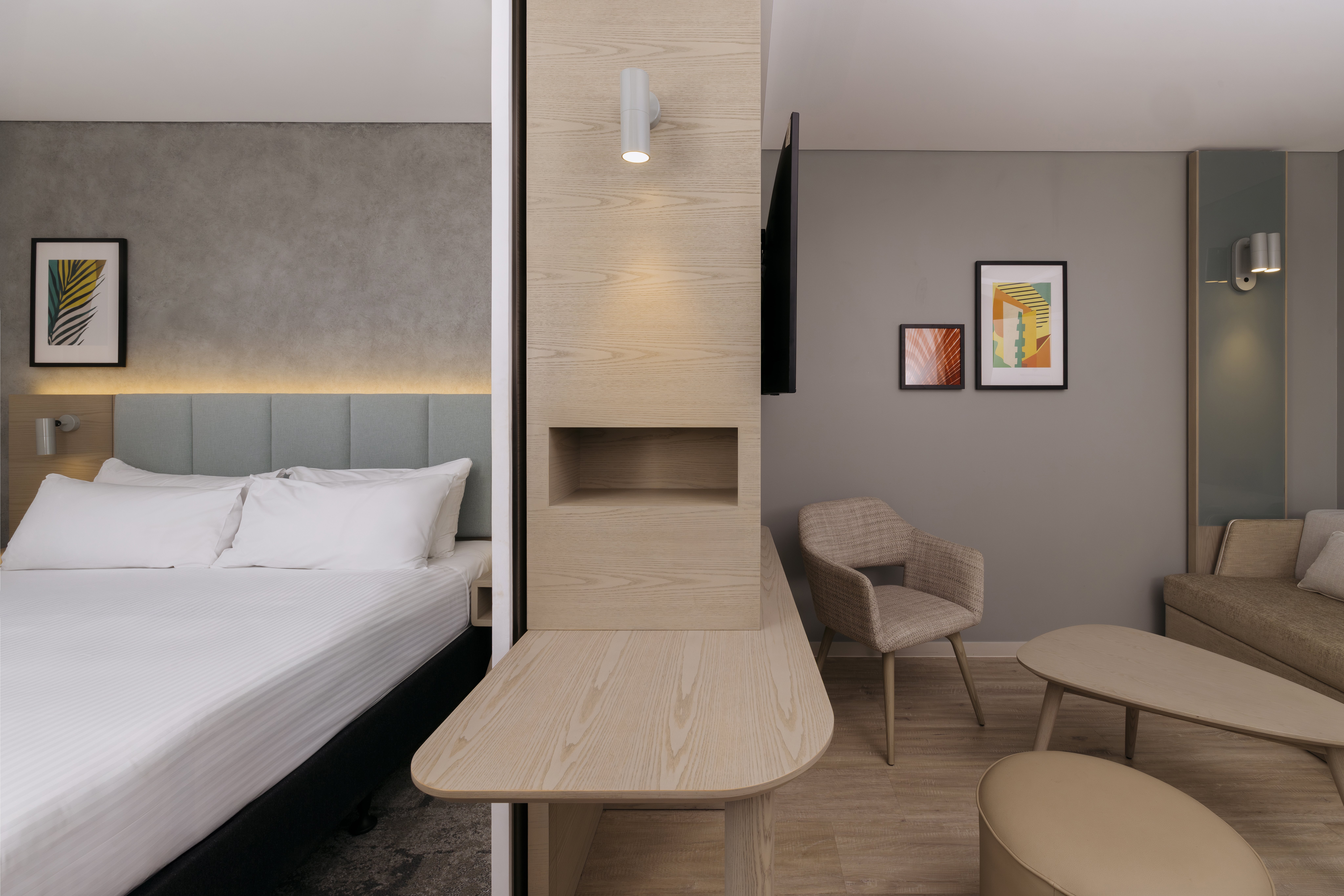 holiday inn express and suites sunshine coast an ihg hotel