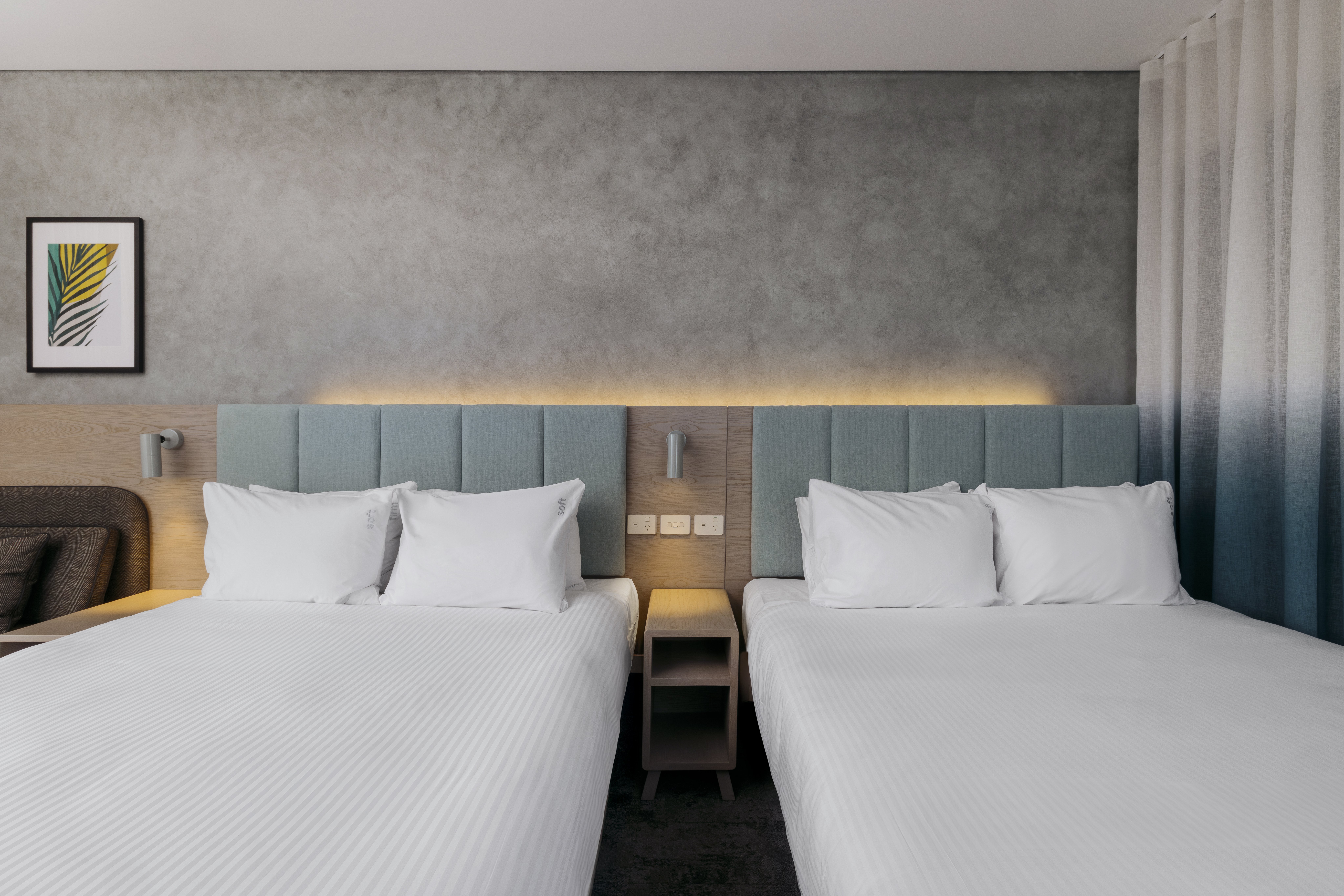 holiday inn express and suites sunshine coast an ihg hotel