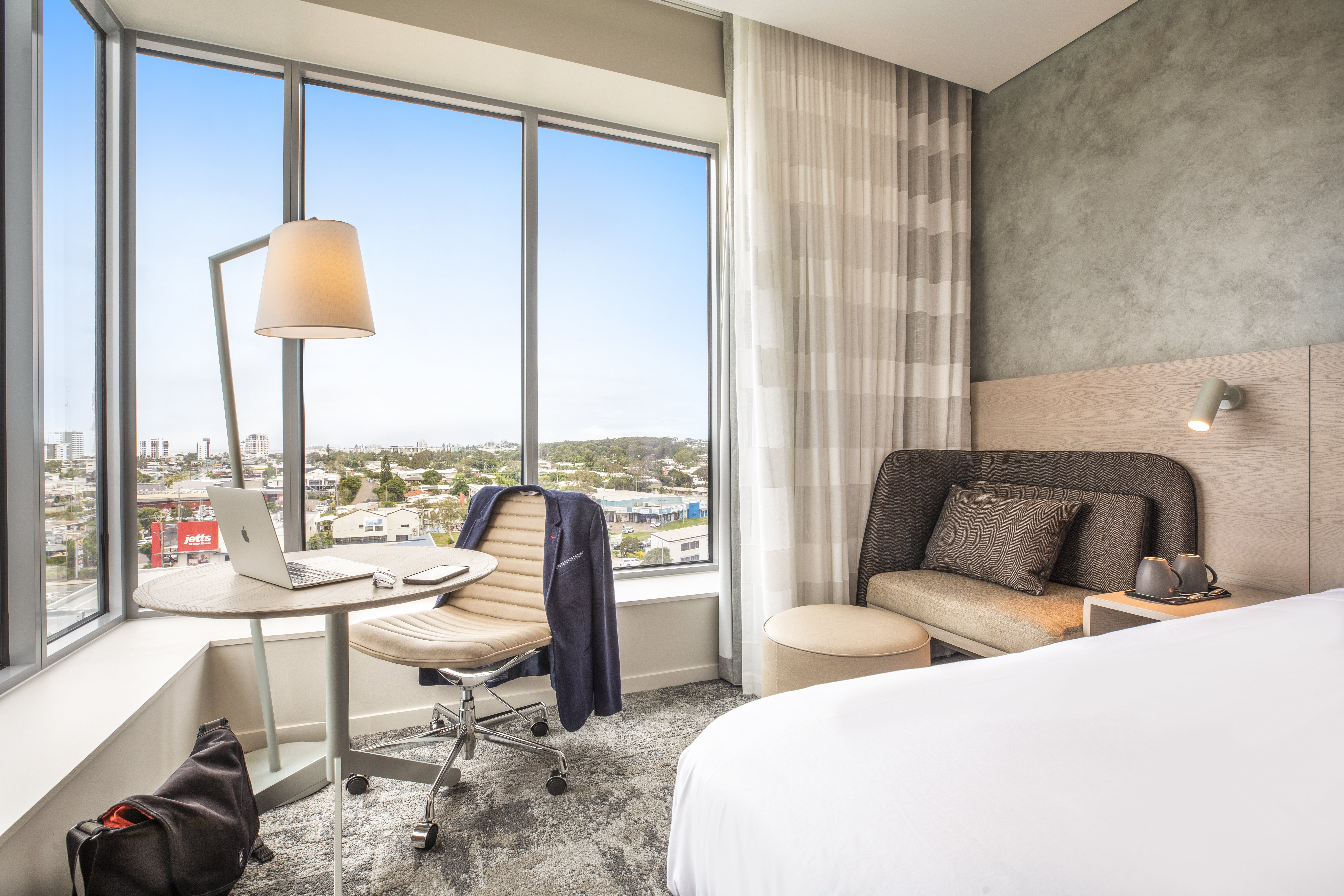 holiday inn express and suites sunshine coast an ihg hotel