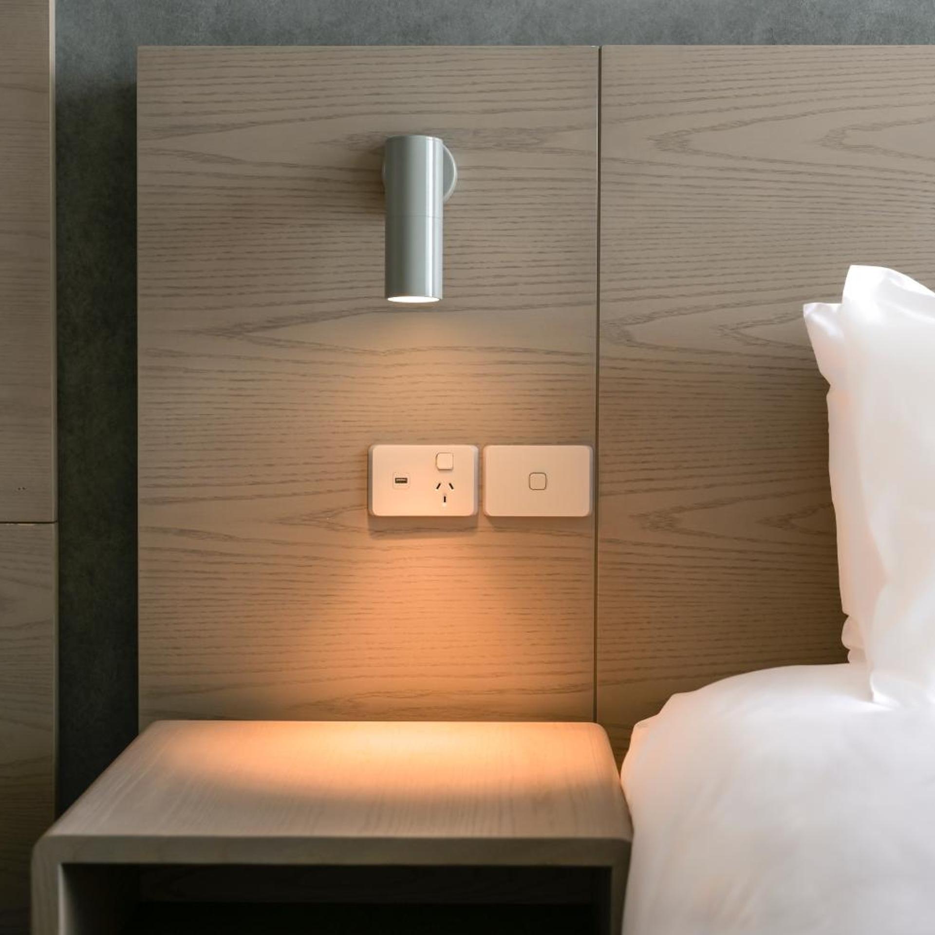holiday inn express and suites sunshine coast an ihg hotel