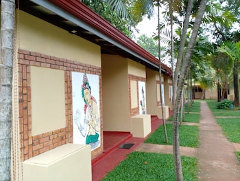 lavendish country resort