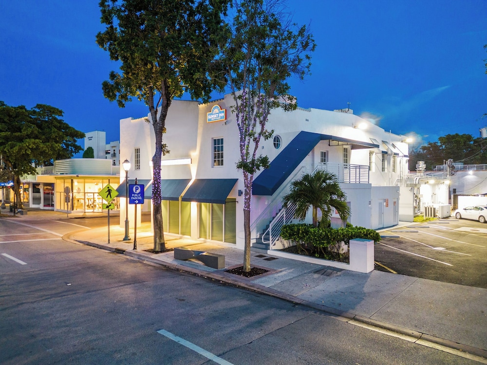 the sunset inn south miami