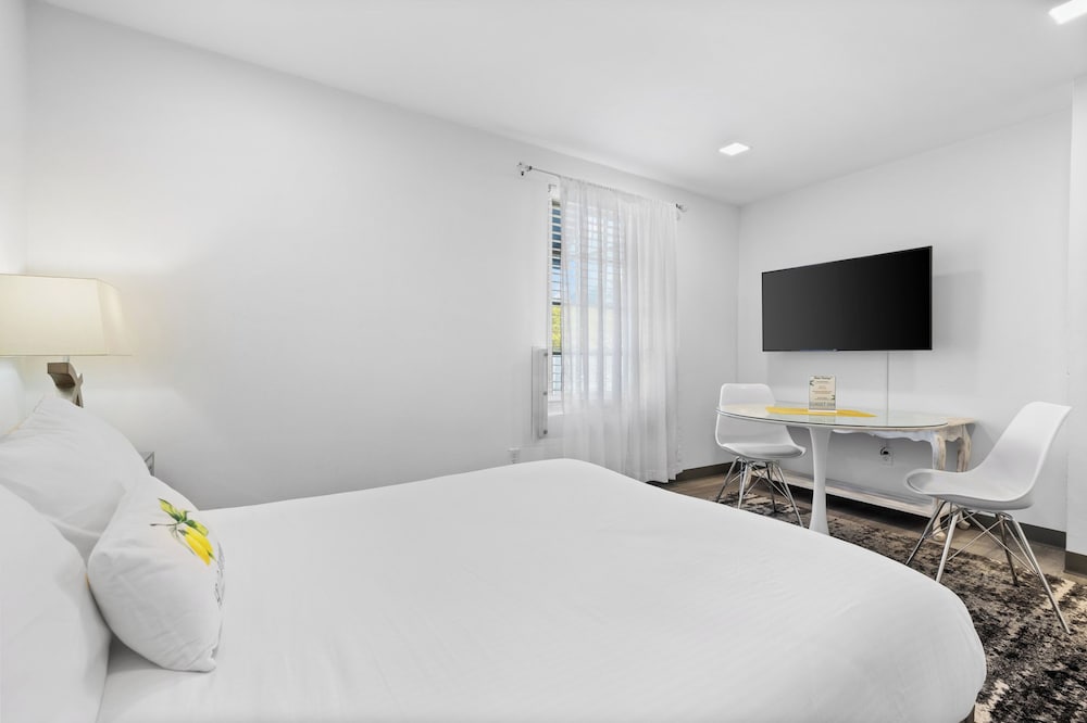 the sunset inn south miami