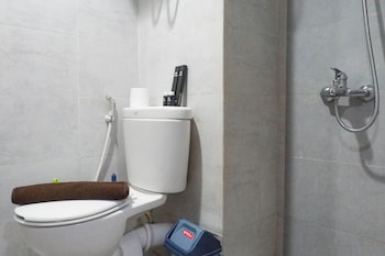 delightful luxurious studio room at taman melati surabaya apartment