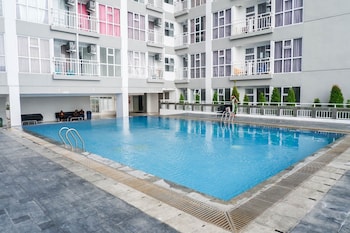 delightful luxurious studio room at taman melati surabaya apartment