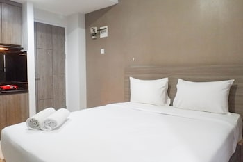 delightful luxurious studio room at taman melati surabaya apartment