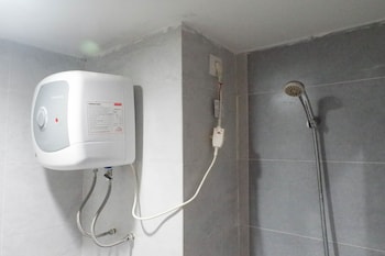 Delightful Luxurious Studio Room At Taman Melati Surabaya Apartment,,0 star