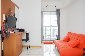 restful and cozy 2br apartment at m town residence