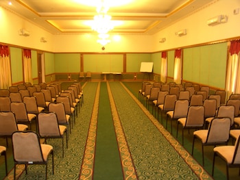 jayamahal palace hotel