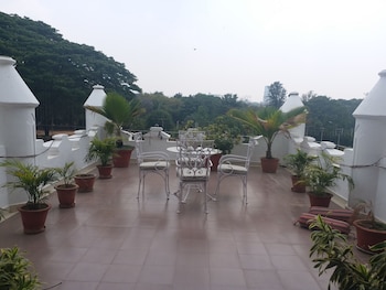 jayamahal palace hotel