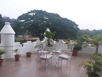 jayamahal palace hotel