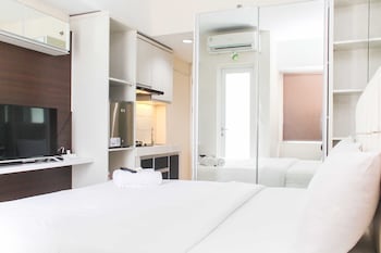 minimalist and comfort living studio apartment springlake summarecon bekasi
