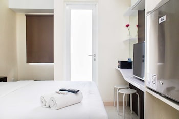 minimalist and comfort living studio apartment springlake summarecon bekasi
