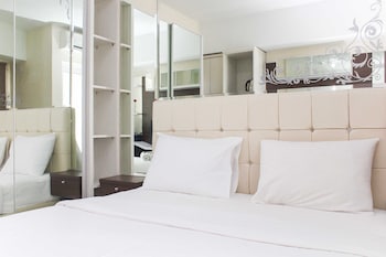 minimalist and comfort living studio apartment springlake summarecon bekasi