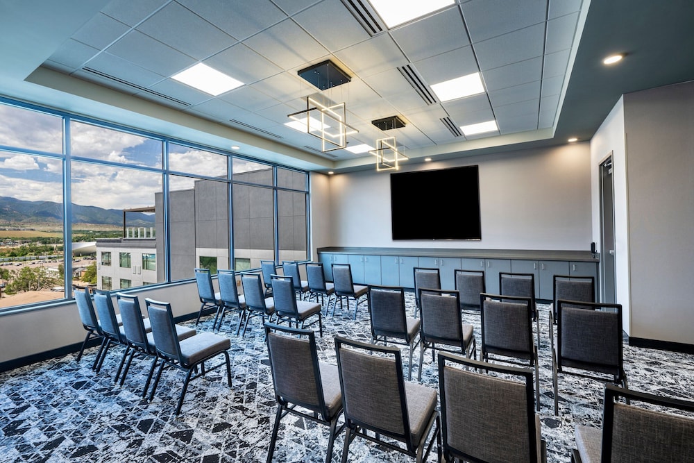 element colorado springs downtown