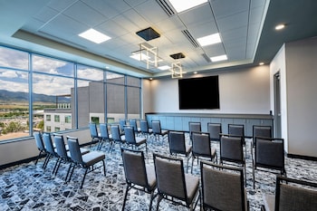 element colorado springs downtown