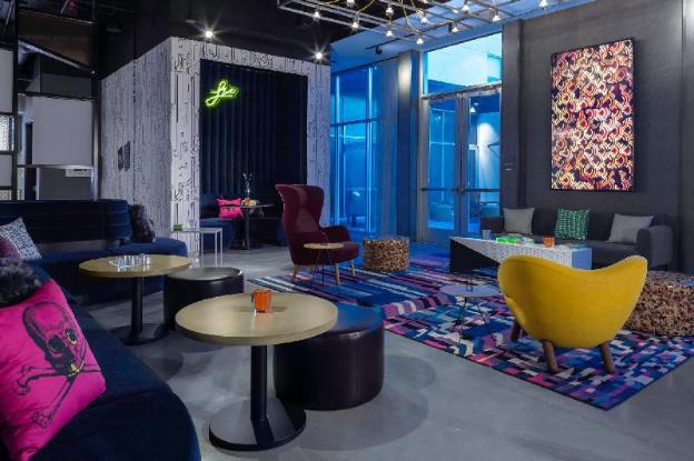 aloft savannah airport