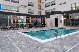 aloft savannah airport