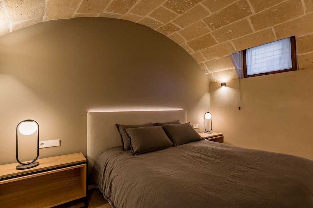 hotel can cirera