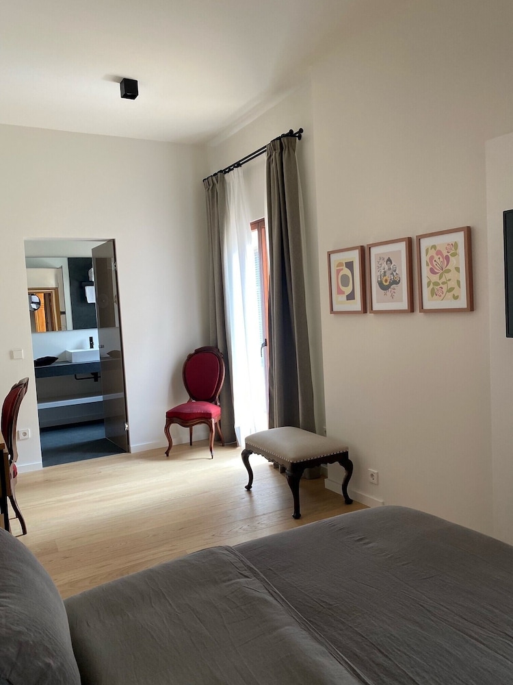 hotel can cirera