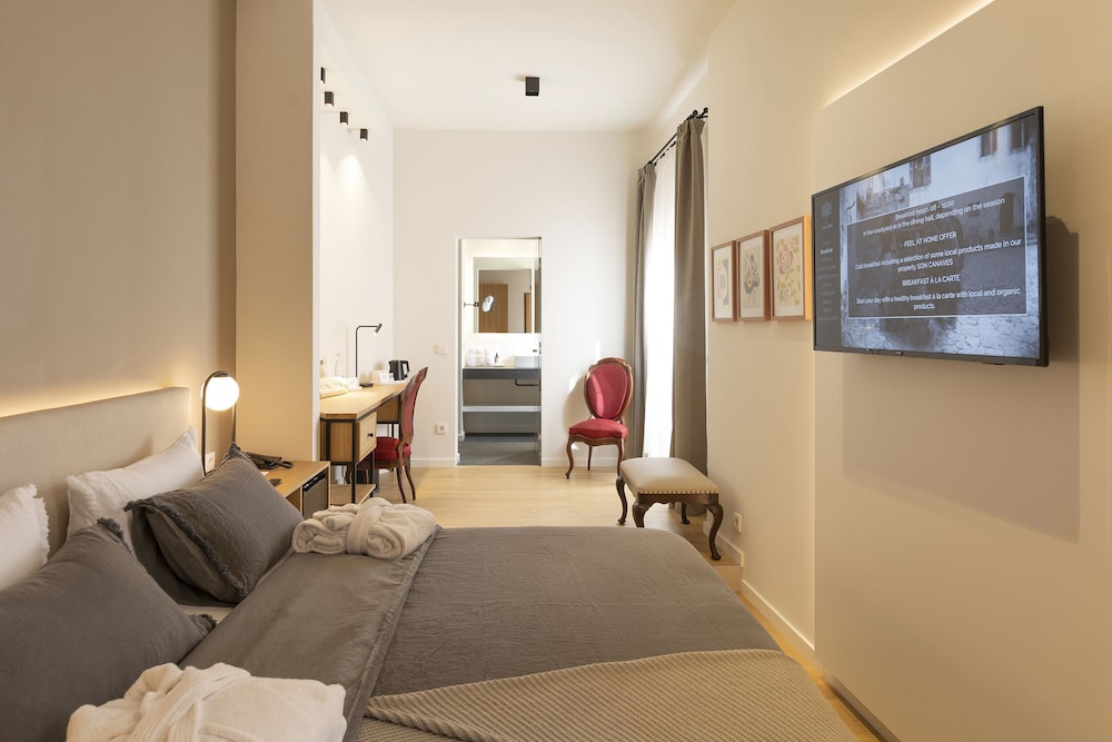 hotel can cirera