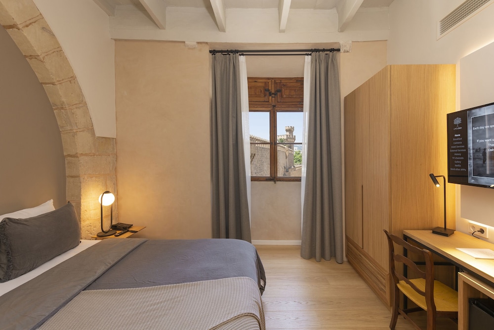 hotel can cirera