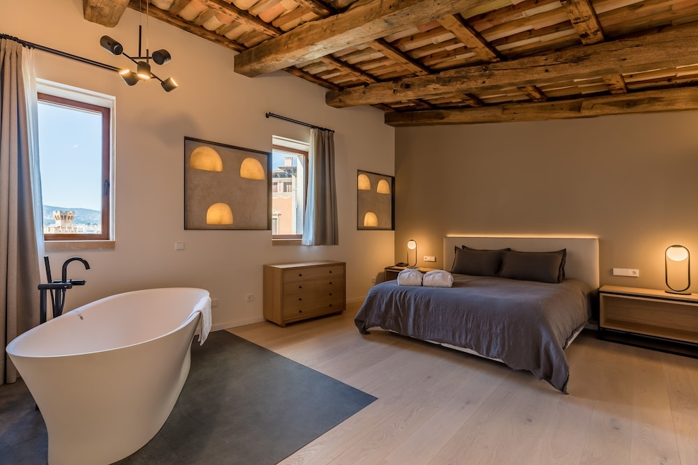 hotel can cirera
