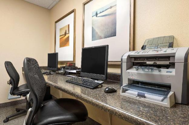 country inn and suites by radisson peoria north il