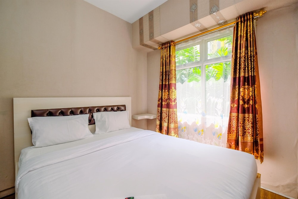 modern furnished 3br at springlake summarecon bekasi apartment