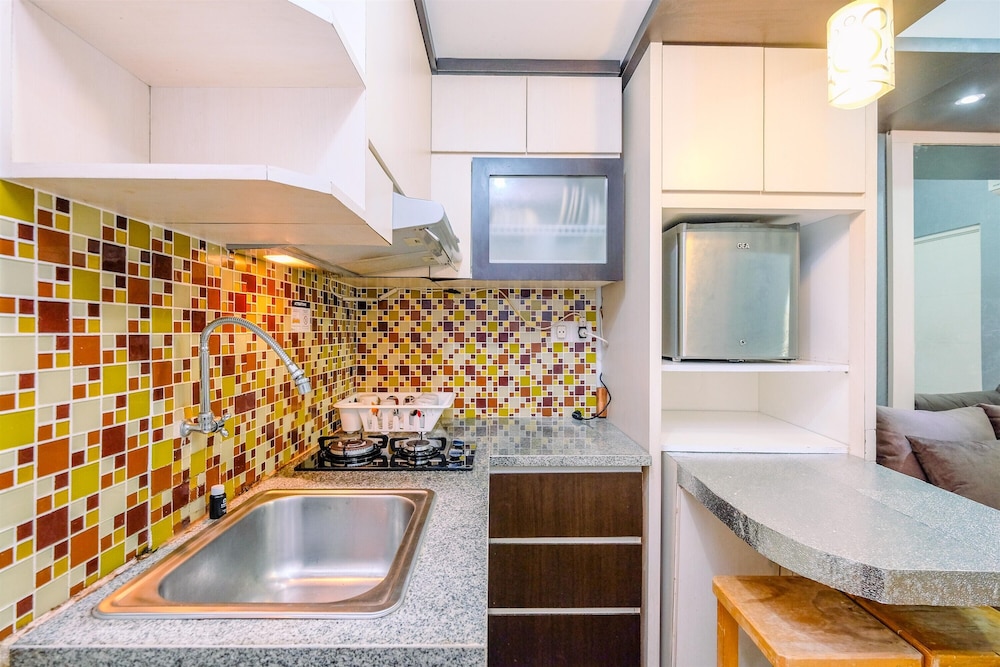 modern furnished 3br at springlake summarecon bekasi apartment