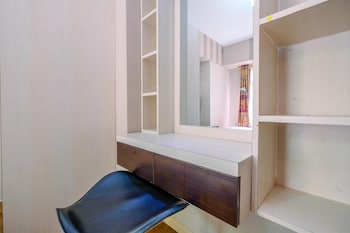 modern furnished 3br at springlake summarecon bekasi apartment