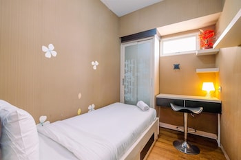 modern furnished 3br at springlake summarecon bekasi apartment