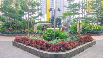 modern furnished 3br at springlake summarecon bekasi apartment