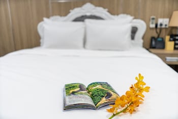 pearl beach quy nhon hotel