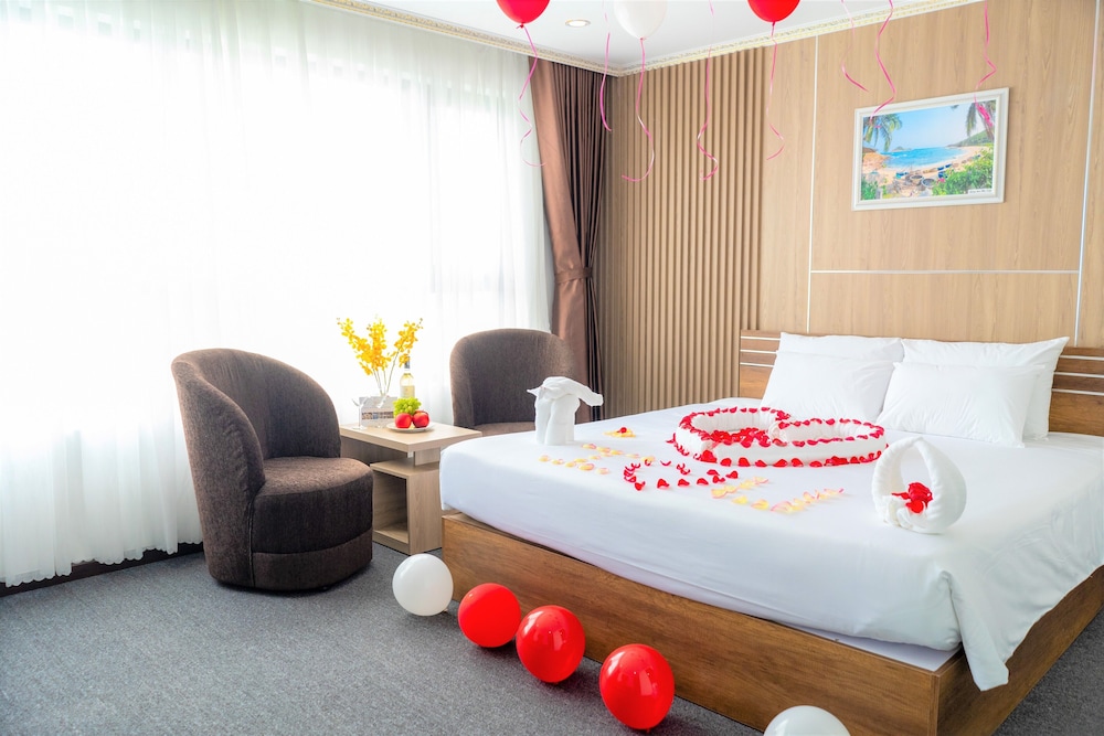 pearl beach quy nhon hotel