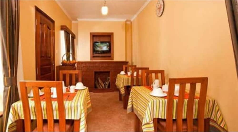 the meru house