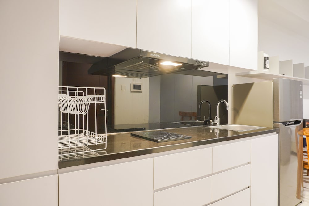 luxurious 1br at west vista apartment