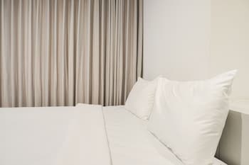 luxurious 1br at west vista apartment