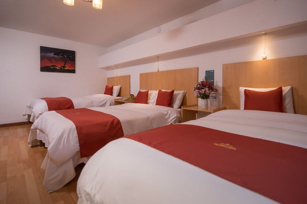 intiwatana hotel boutique