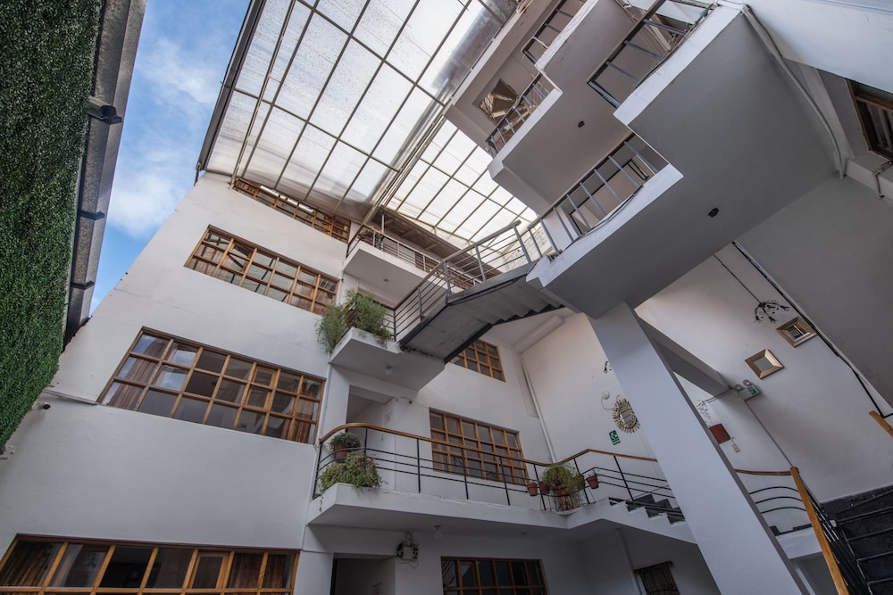 intiwatana hotel boutique